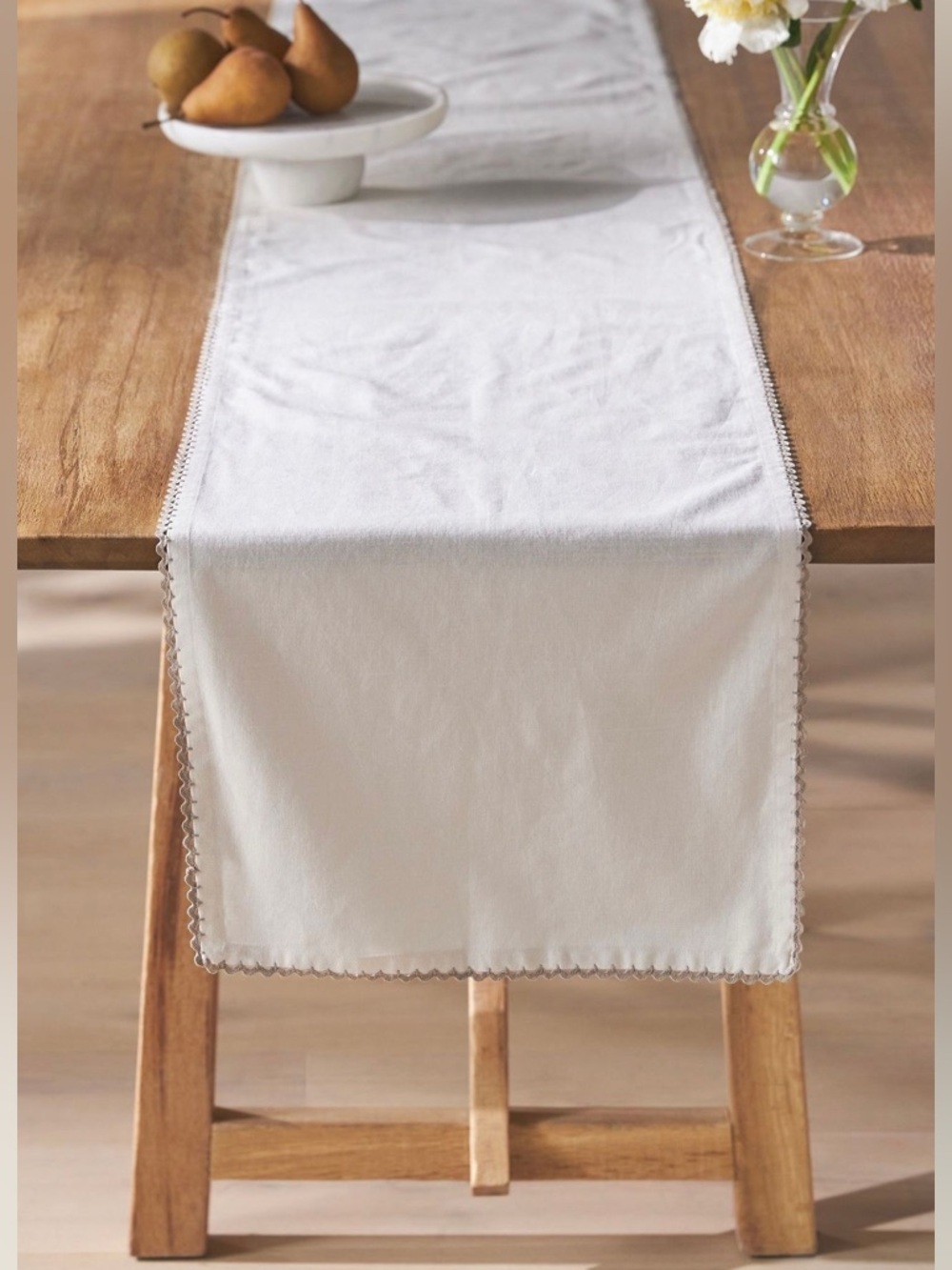 NWT Anthropologie Ric Rac Table Runner with Scalloped Trim